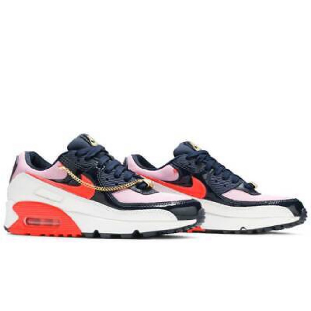 HOST PICK ‼️NIKE AIR MAX 90 Gold Cuban Link (Limited Edition)